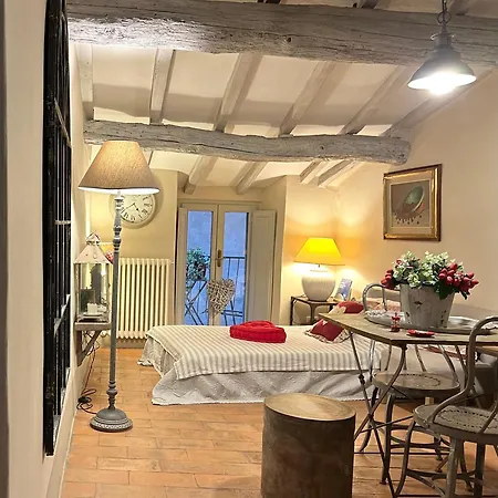 Shabby Chic House Daire